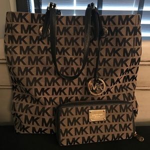 Michael Kors Tote & Matching Wallet